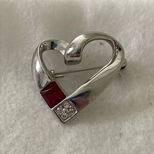 Vintage Silver Heart Pin/ Brooch ❤️